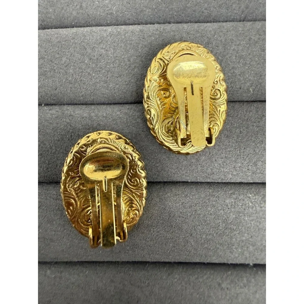 1928 Gold Tone Clip On Earrings Black Cabochon Victorian Filigree Oval Design